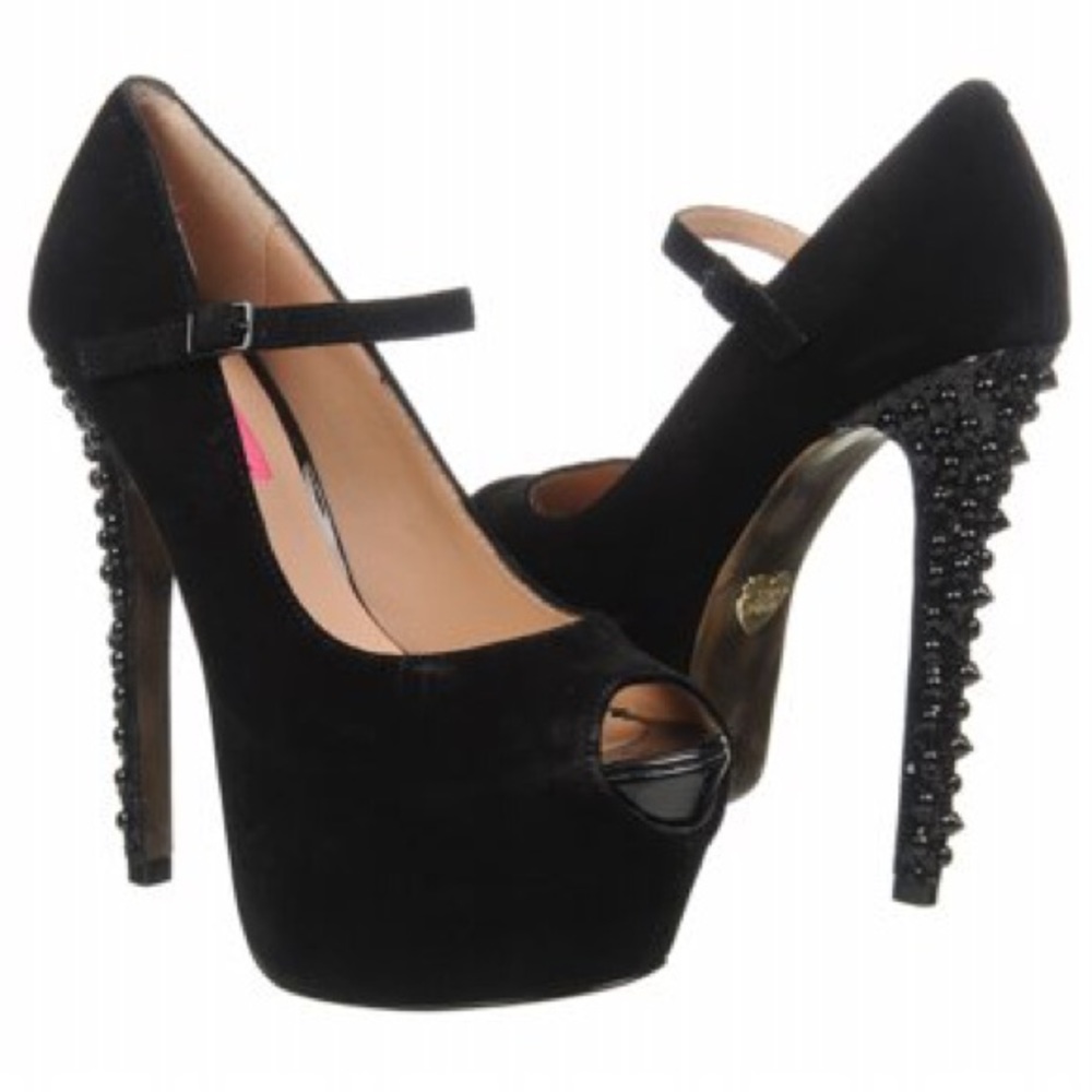 👠Betsey Johnson👠 Black Platform Heels Belll